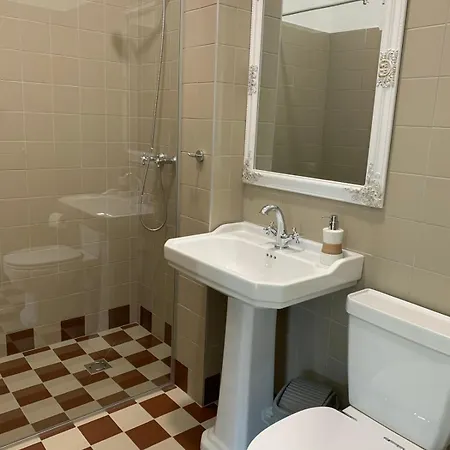 Embassy * 카우나스